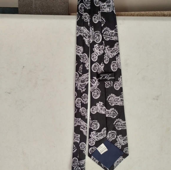 A. Rogers Black Motorcycle Tie - Picture 4 of 7